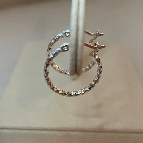 NWT Mini Sandra Diamond Cut Hoops 15mm // Sterling Silver - Picture 6 of 6